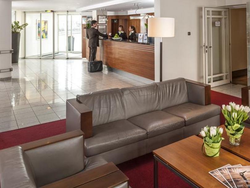 Mercure Hotel Muenchen Airport Фрайзинг Экстерьер фото
