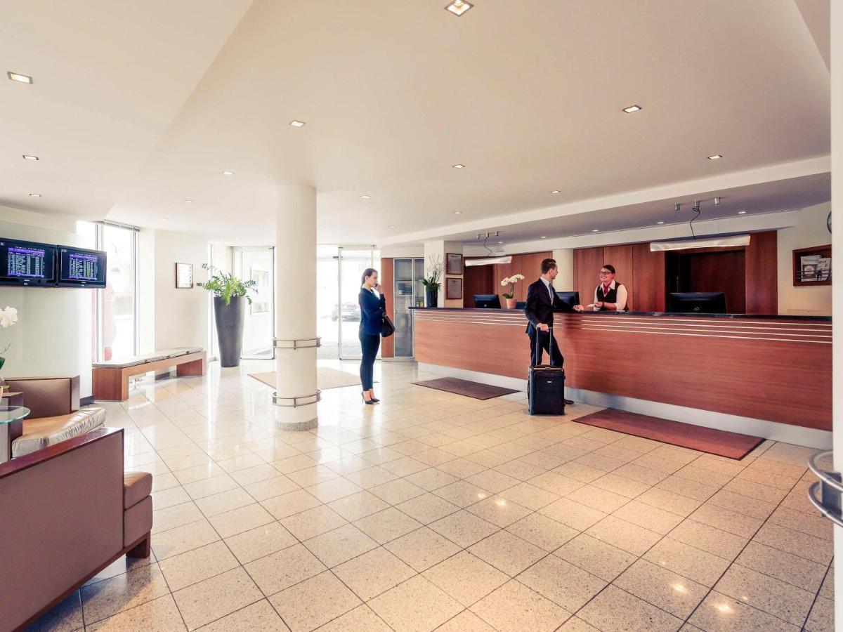 Mercure Hotel Muenchen Airport Фрайзинг Экстерьер фото