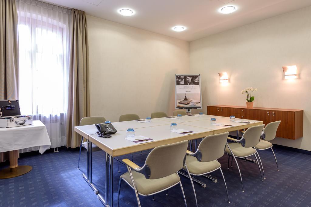 Mercure Hotel Muenchen Airport Фрайзинг Экстерьер фото